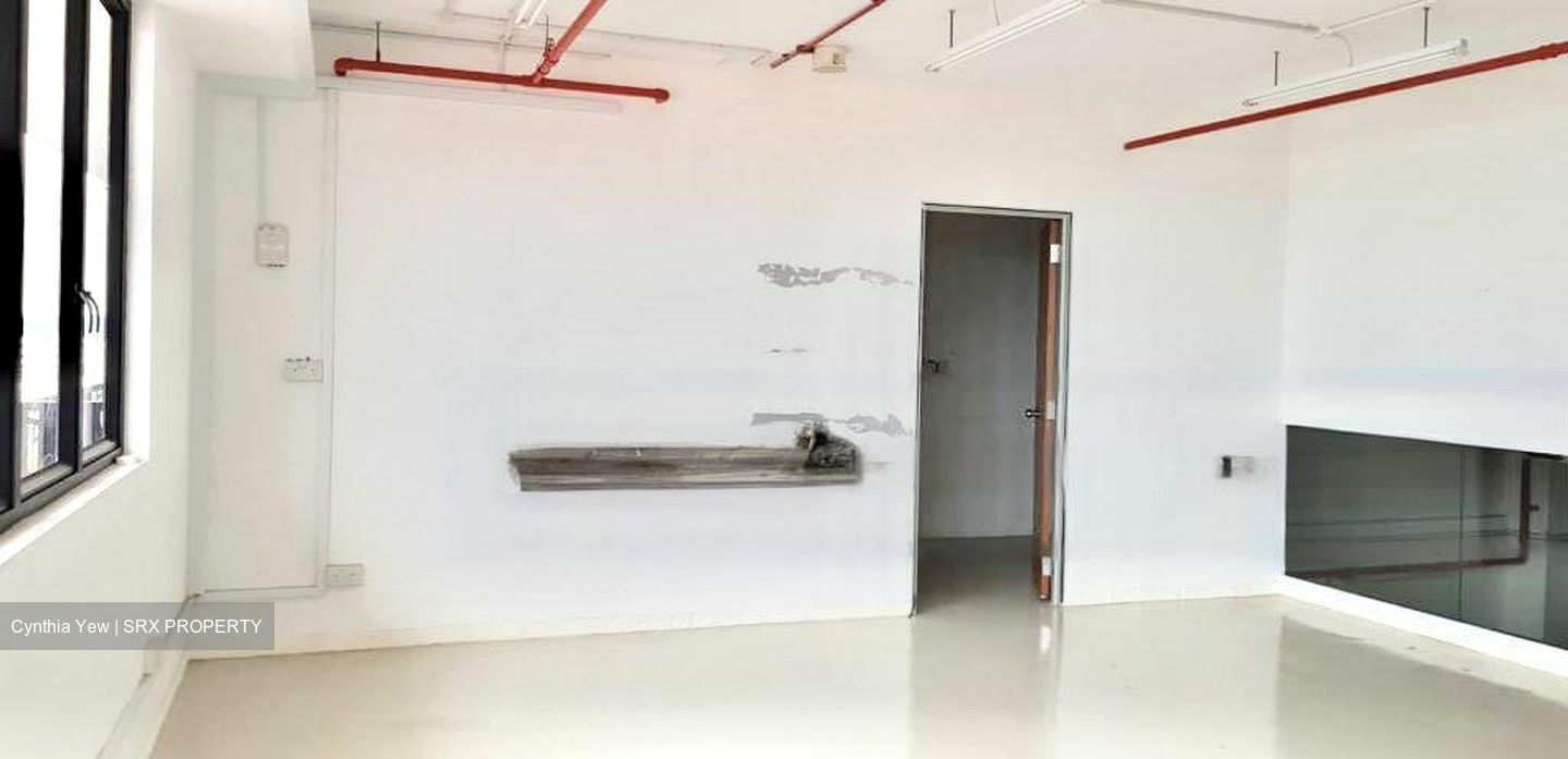 Hola Centre (D14), Factory #455059091